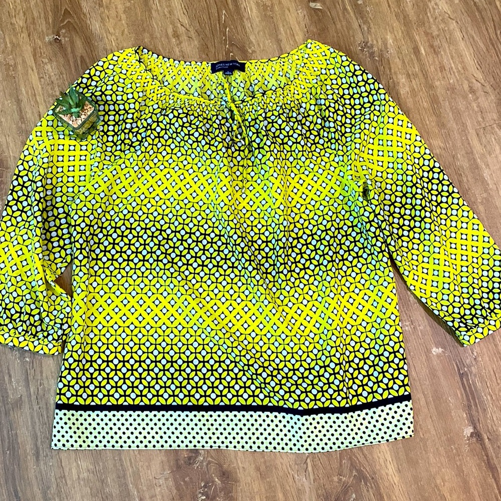 Jones of New York top